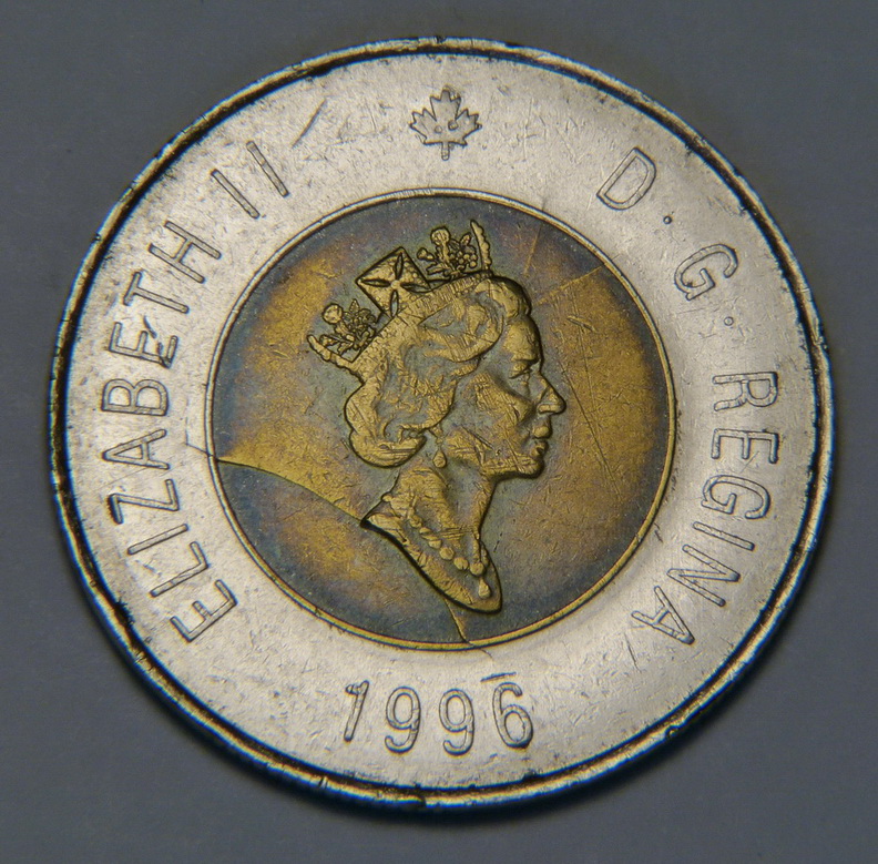 1996,-Weird-Mark-On-Lower-Left-Of-Queen's-Bust